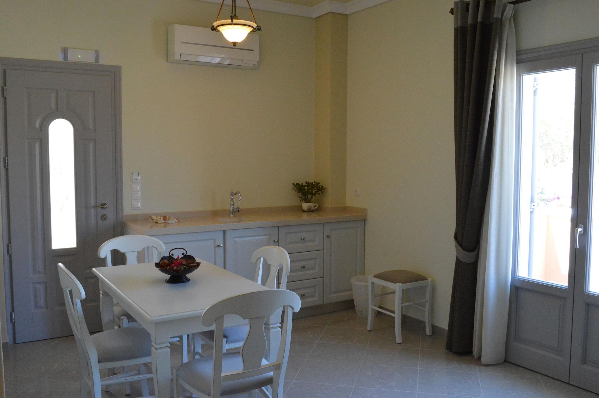 Castro Hotel Kamári