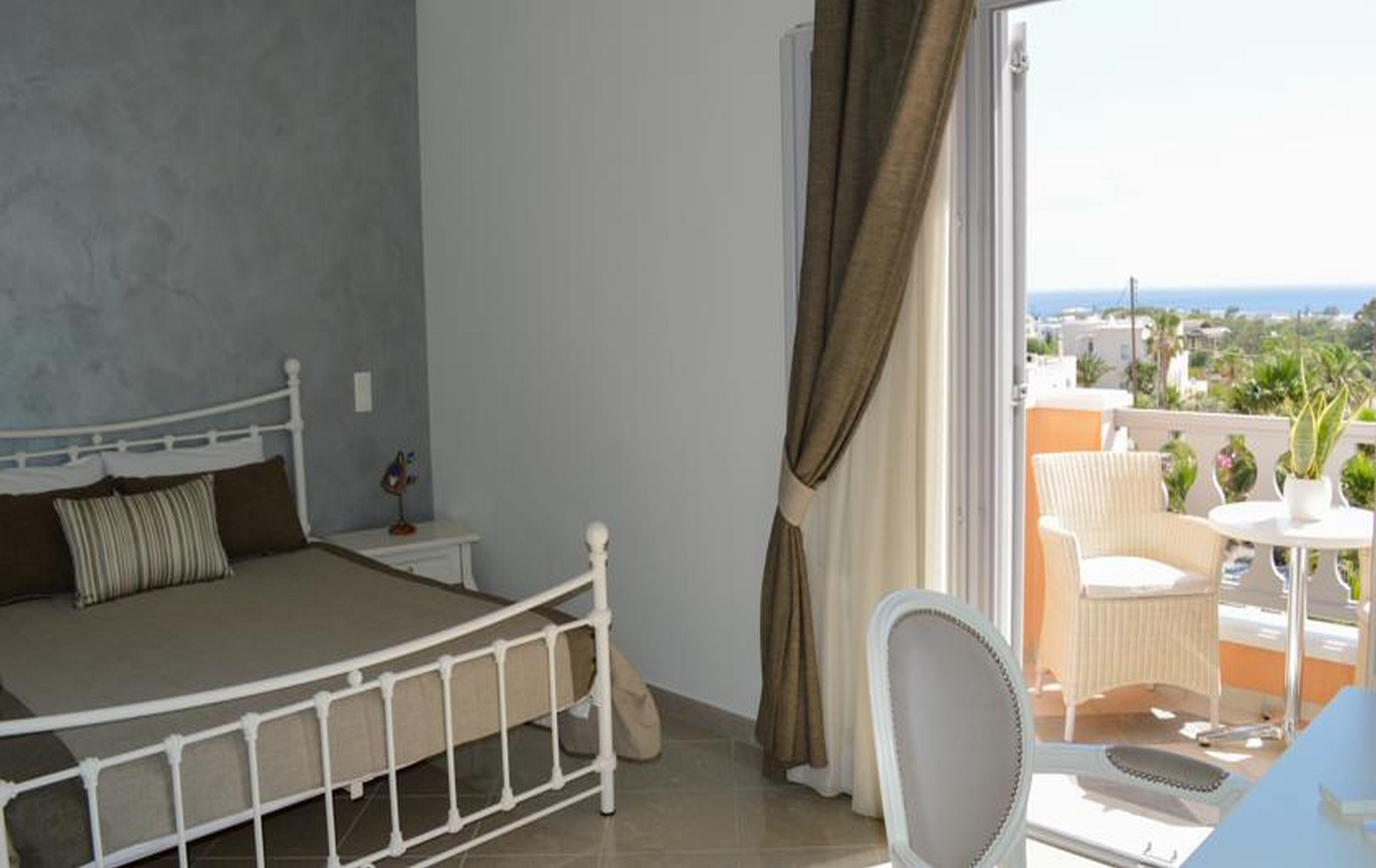 Castro Hotel Kamári